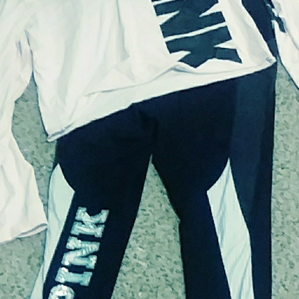 Sm/med pink victoria secret outfit